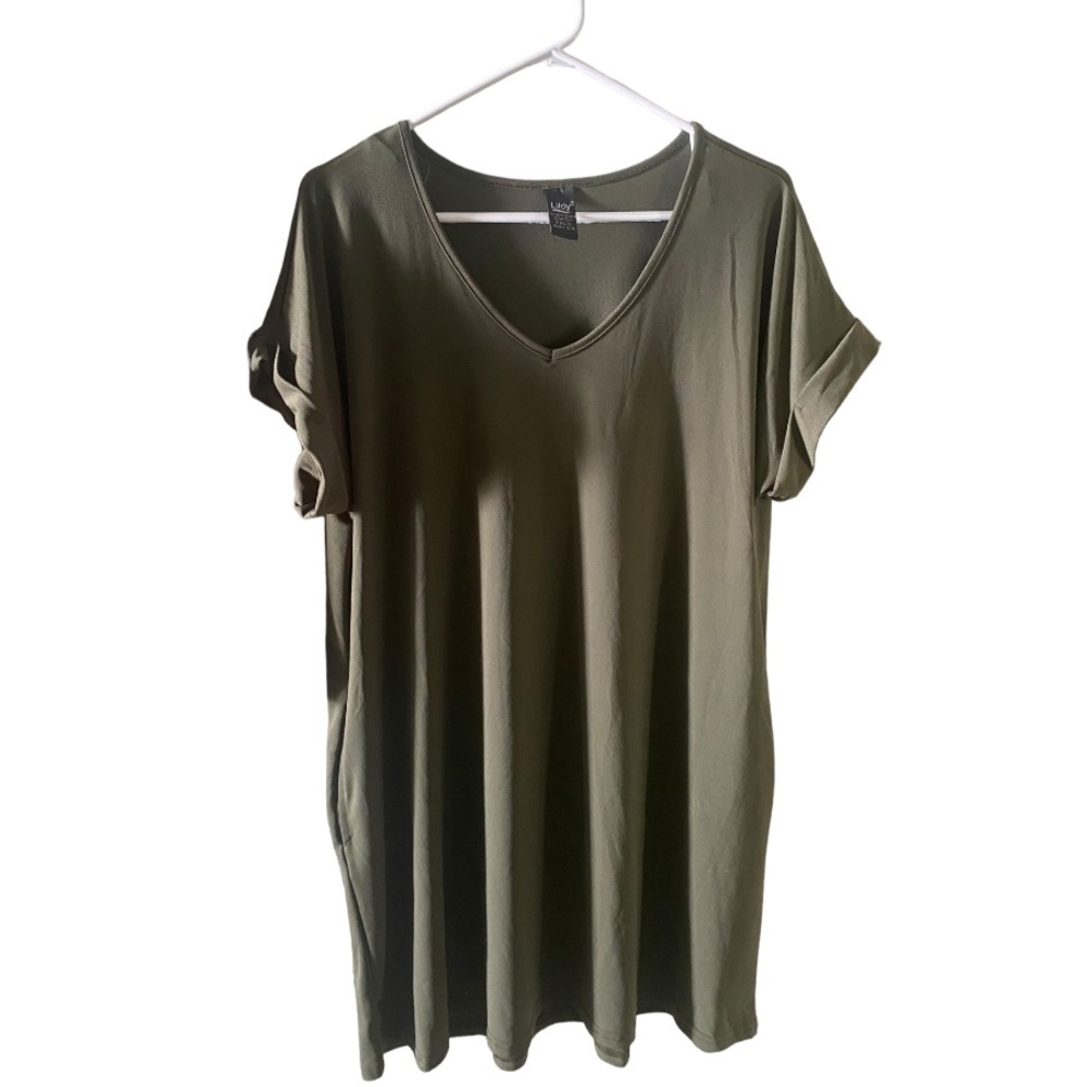 Lildy solid shirt sleeve pocket tunic. L-XL​